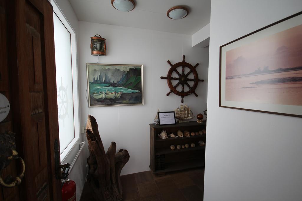 Hamrahlith 9 Guesthouse Грундарфьордур Экстерьер фото