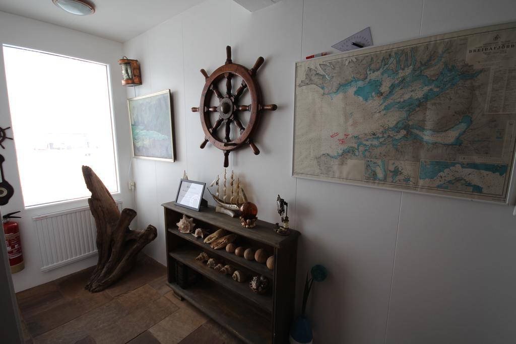 Hamrahlith 9 Guesthouse Грундарфьордур Экстерьер фото
